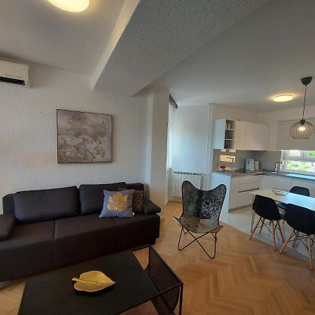 פונאנט Apartments Fugosic מראה חיצוני תמונה