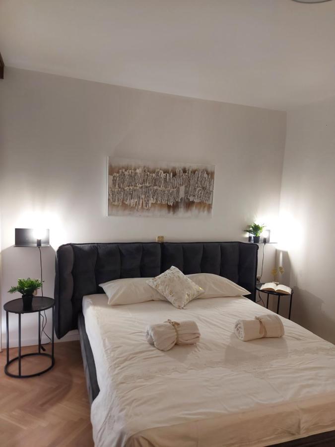 פונאנט Apartments Fugosic מראה חיצוני תמונה