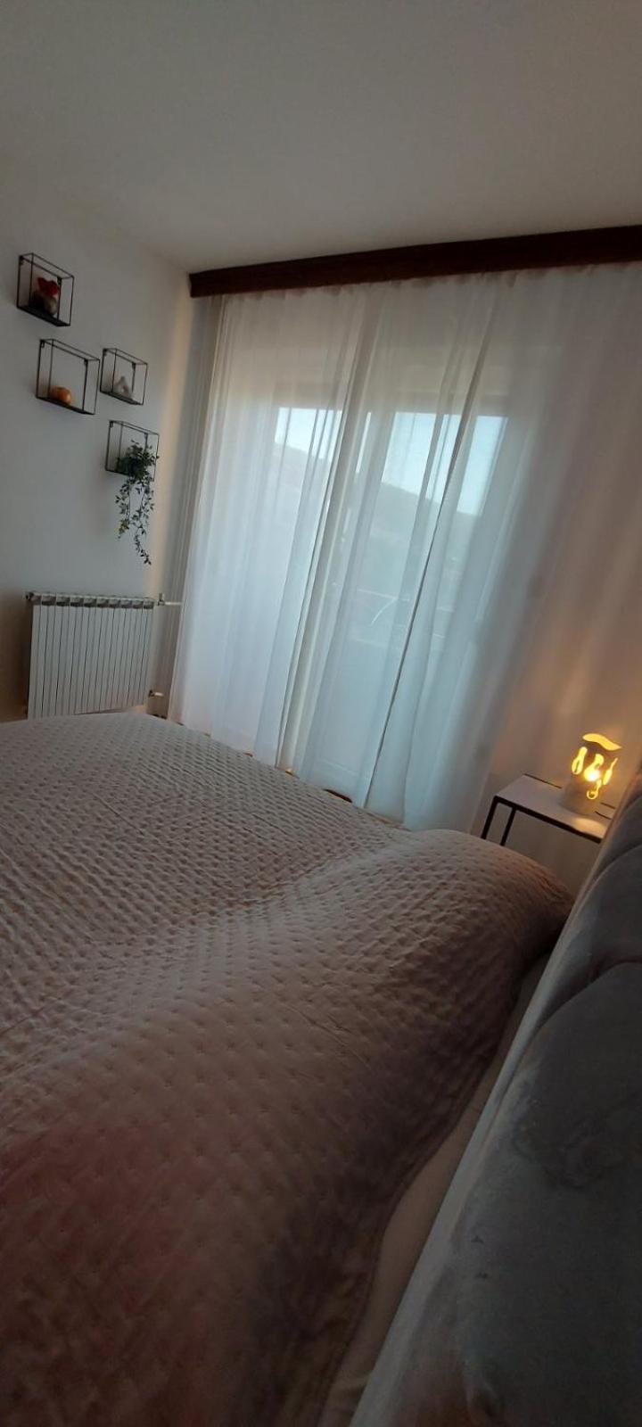 פונאנט Apartments Fugosic מראה חיצוני תמונה