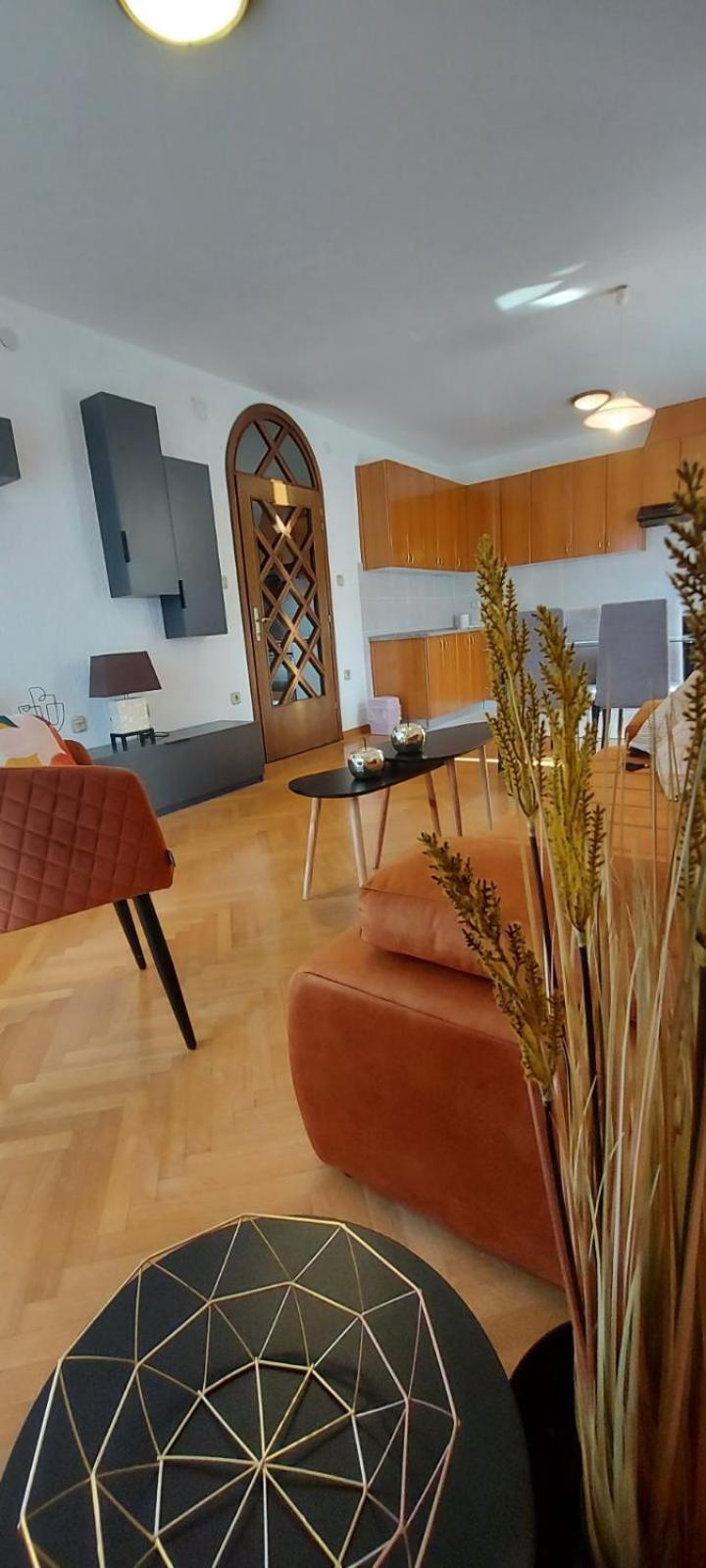 פונאנט Apartments Fugosic מראה חיצוני תמונה